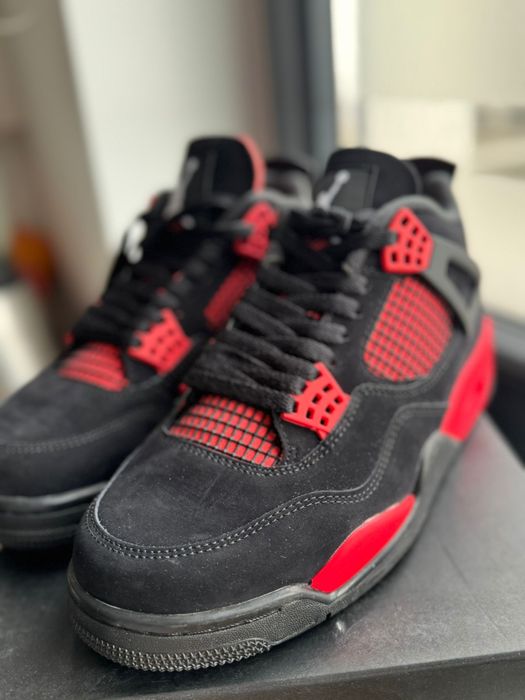 Air Jordan 4 Retro ,,Black/Red’’ mǎrimi 41/42