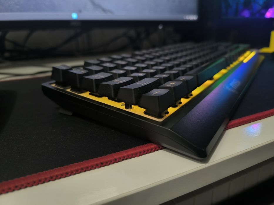 MSI клавиатура с подсветкой