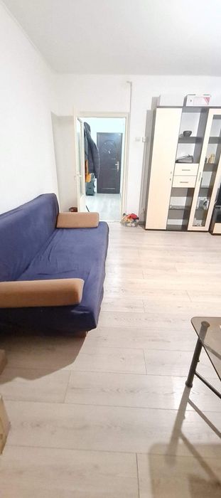 Inchiriez apartament 2 camere