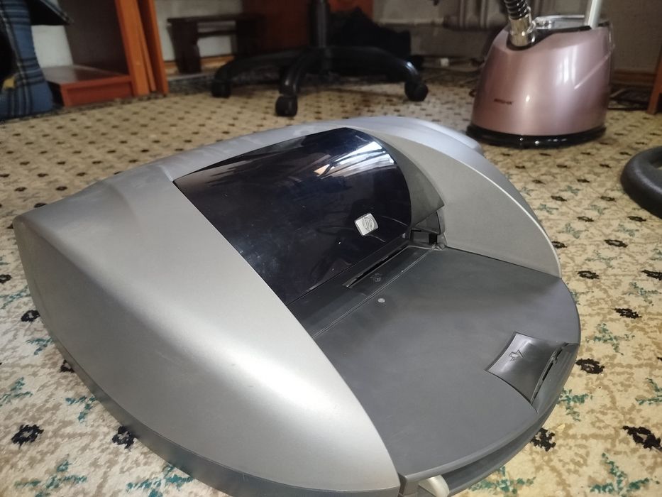 Принтер  Hp deskjet 5550 (В отличном состоянии) Торг есть