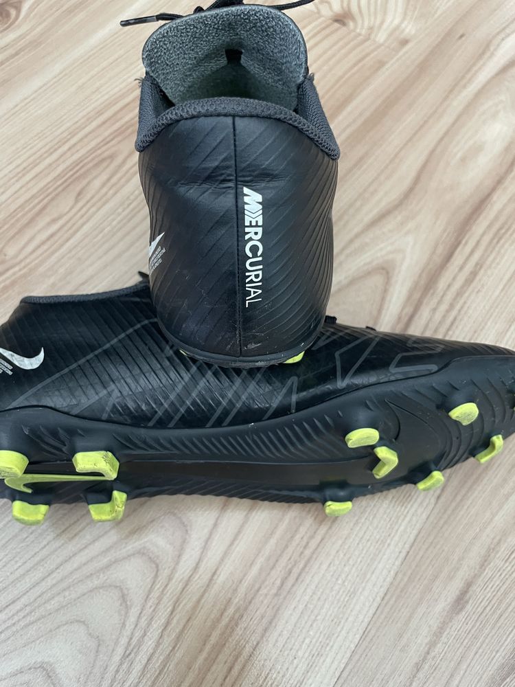 NIKE Mercurial/футболни бутонки/обувки 41
