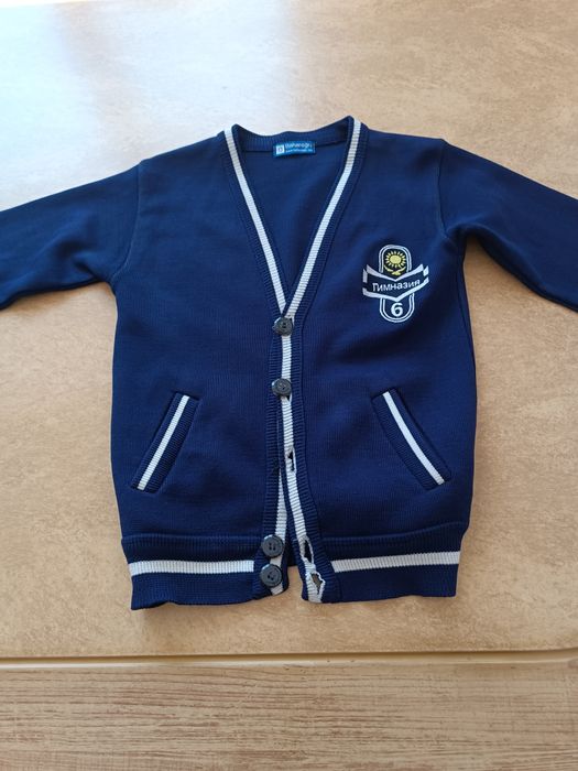 Школьный джемпер