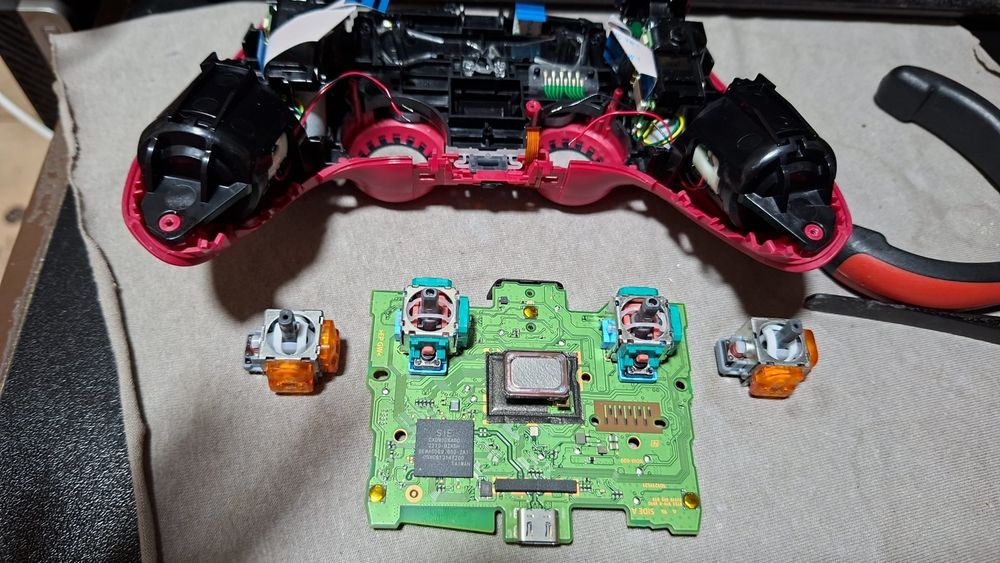 Controller ps5 dualsense cosmic red TMR hall effect