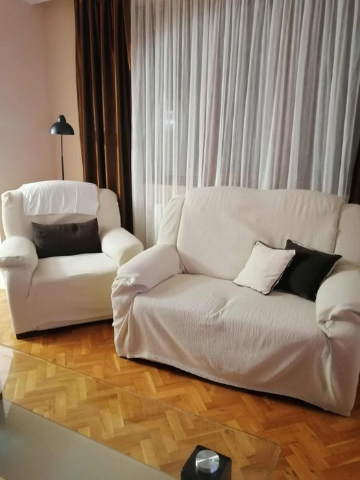 Спалня от масивно дърво + бонус холова гарнитура