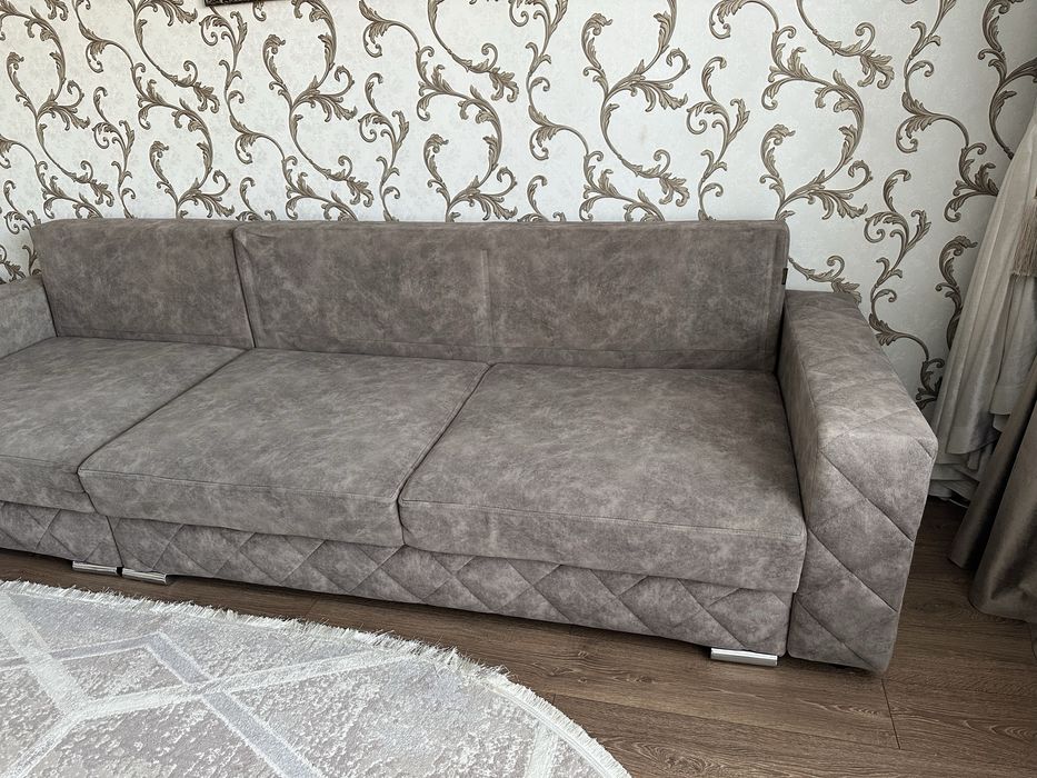 Продам диван 3 м б/у