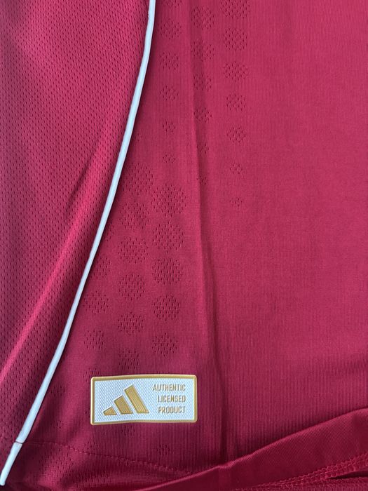 Екип на Ливърпул UCL Player Version