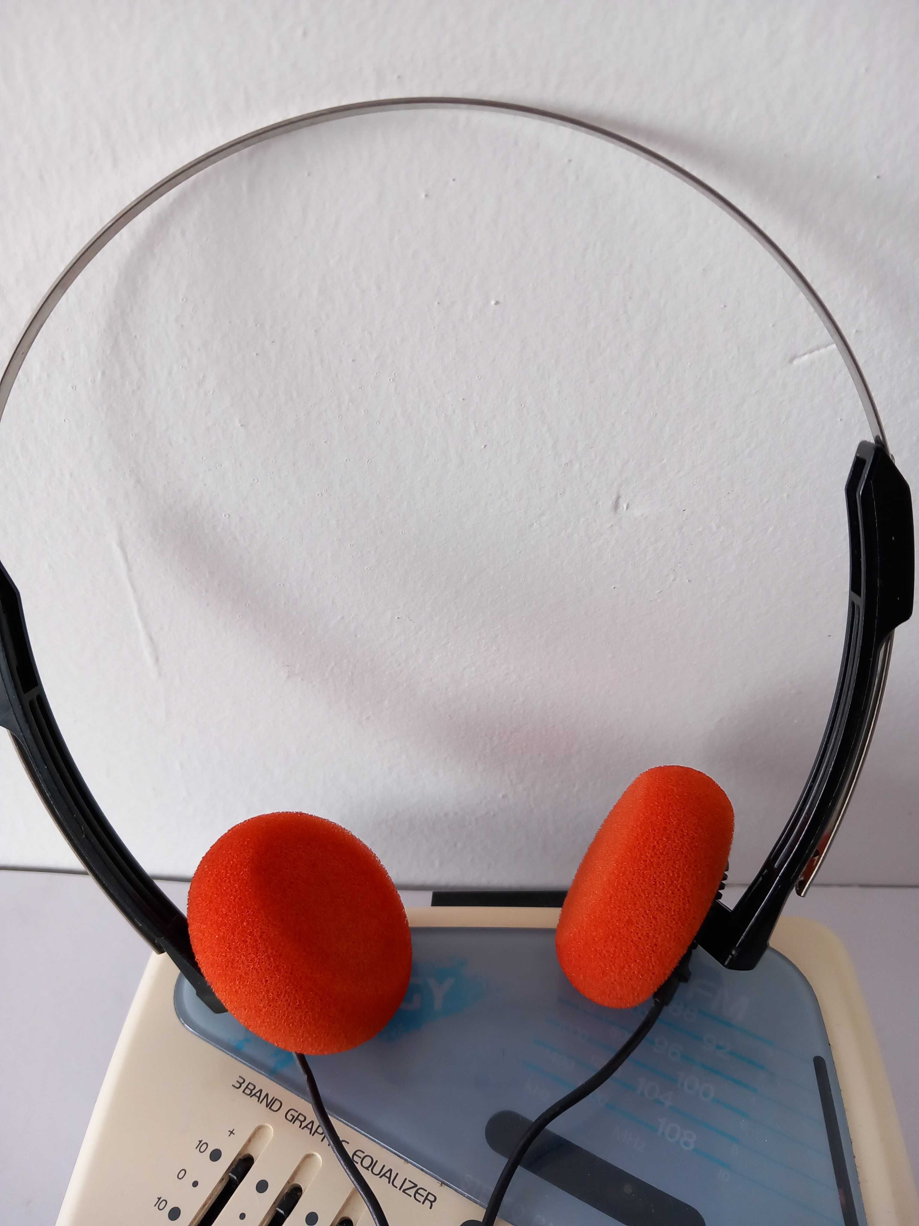 Walkman Saba Cu Radio,Si Casti Cu Radio Incorporat.Anii ''90