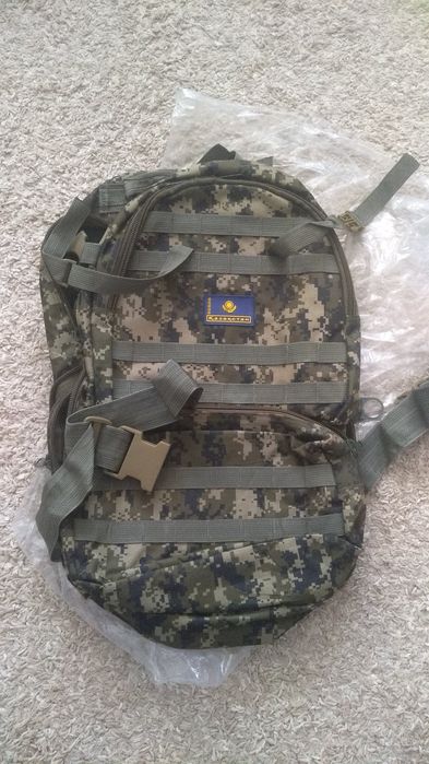 Рюкзак ( цвет пиксель)