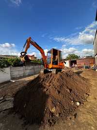 Miniexcavator de inchiriat