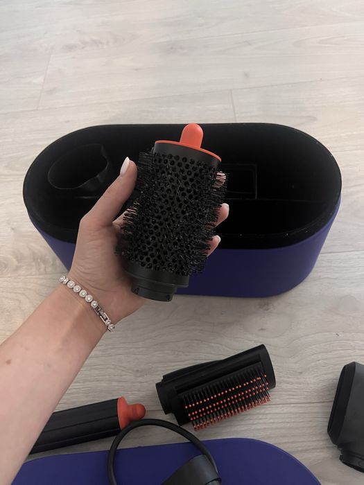 Dyson HS08 Airwrap