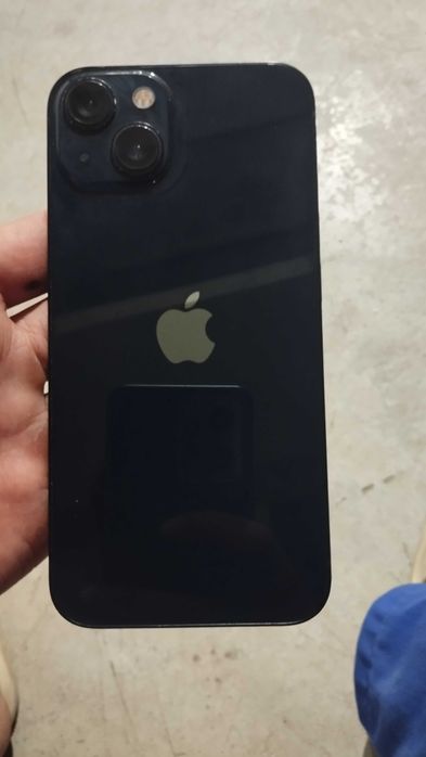 Iphone 13 midnight black 128 Gb