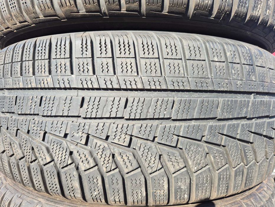 4 Anvelope de IARNA - 215/55/17 - HANKOOK - Stare buna DOT 2021 !