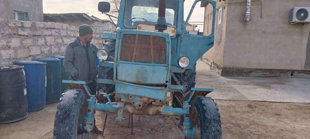 Трактор срочно продается