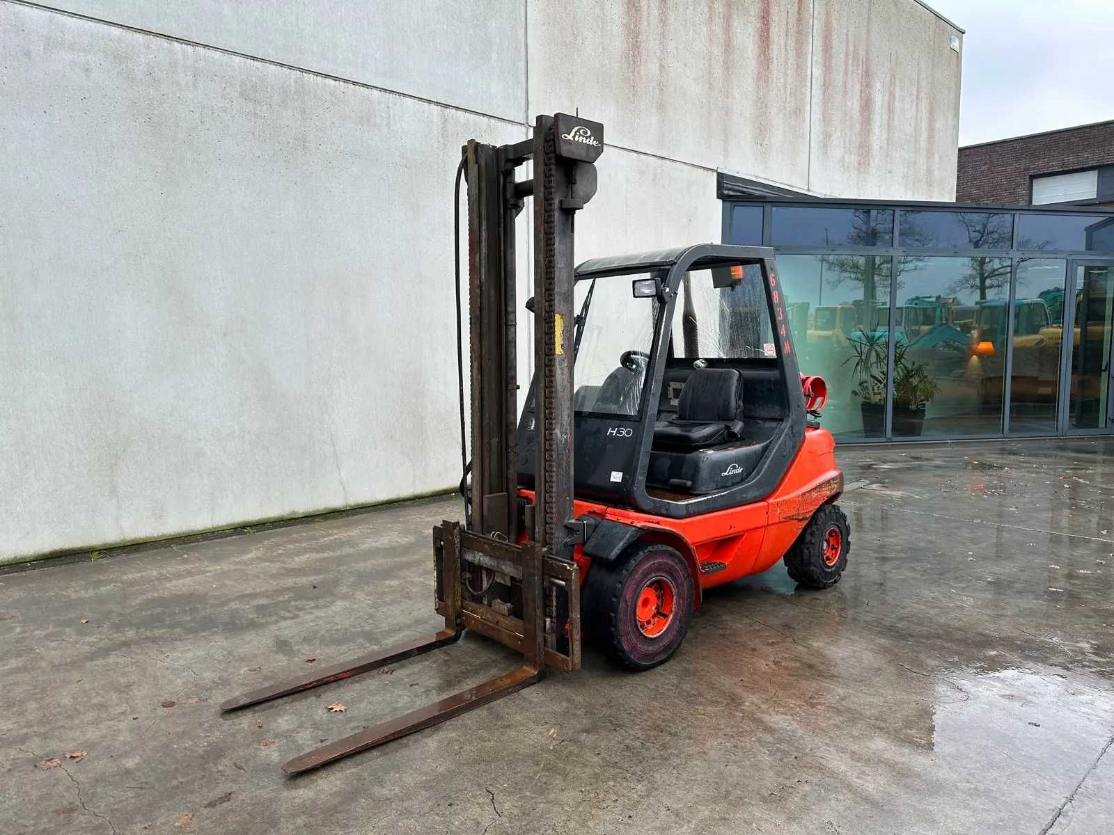 Stivuior Linde - H30T-03