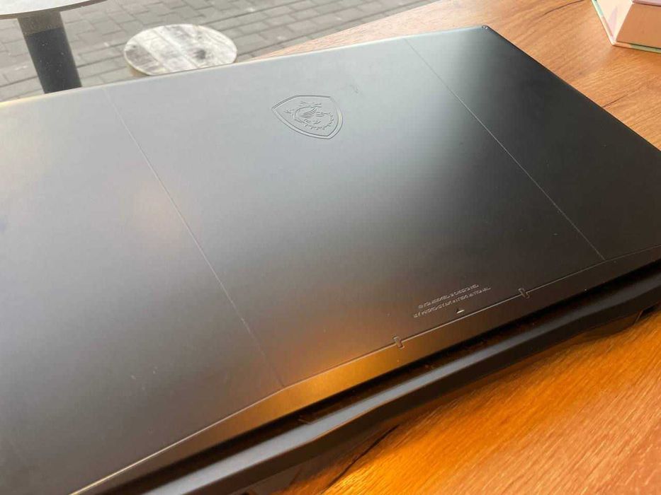 MSI Katana 17 B13V,17 inch,144 HZ,rtx 4060,i7-13620H,16GB ram,1TB SSD