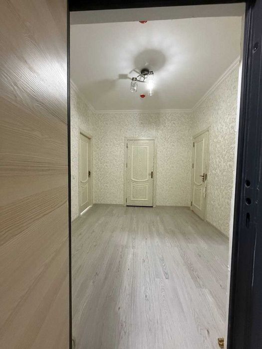 Янгихаёт тумани
Сергели-10 худуд
Метро 4 (500м)