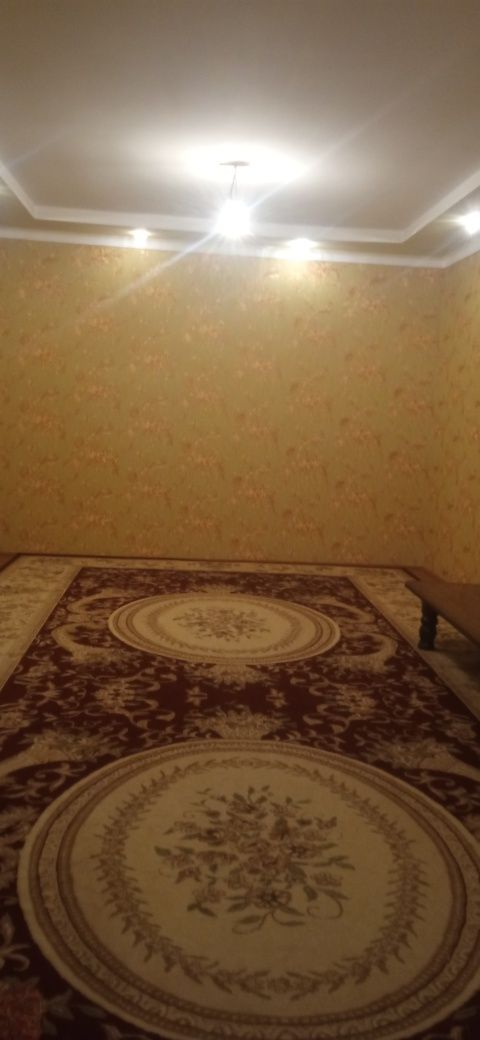 U4astka sotiladi.