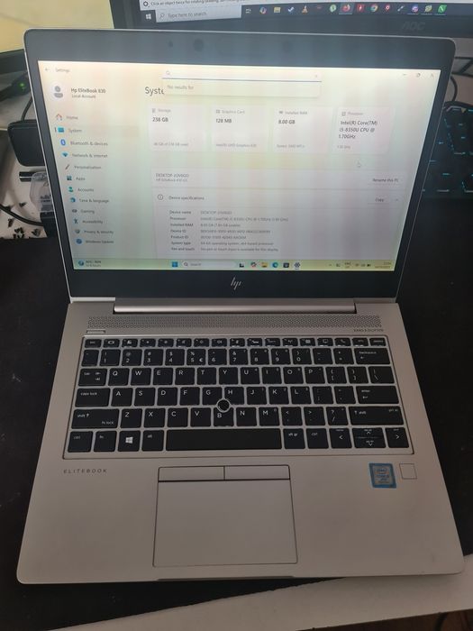 Vand laptop HP Elitebook 830 G5
