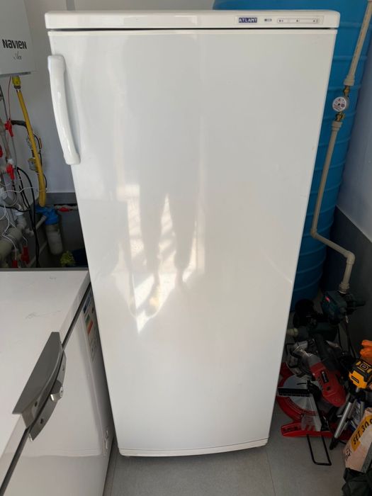 Морозильник Atlant М-7184, 240 л