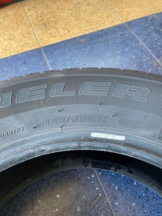 225/65/17 Bridgestone