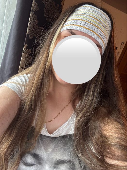 Bentite tricotate,modele diferite si coloarate