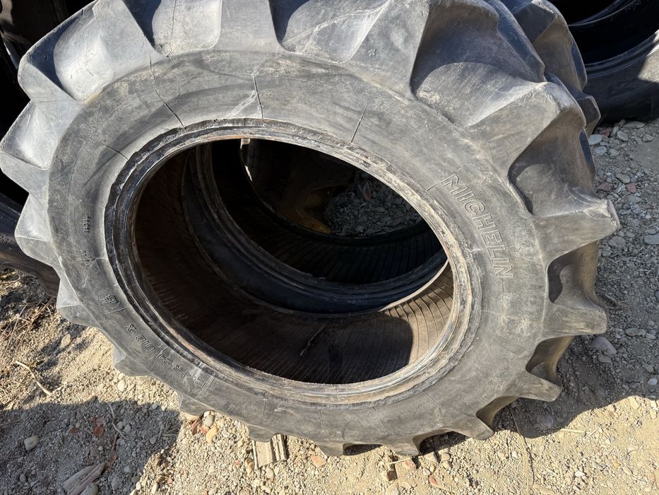 12,4r24 michelin