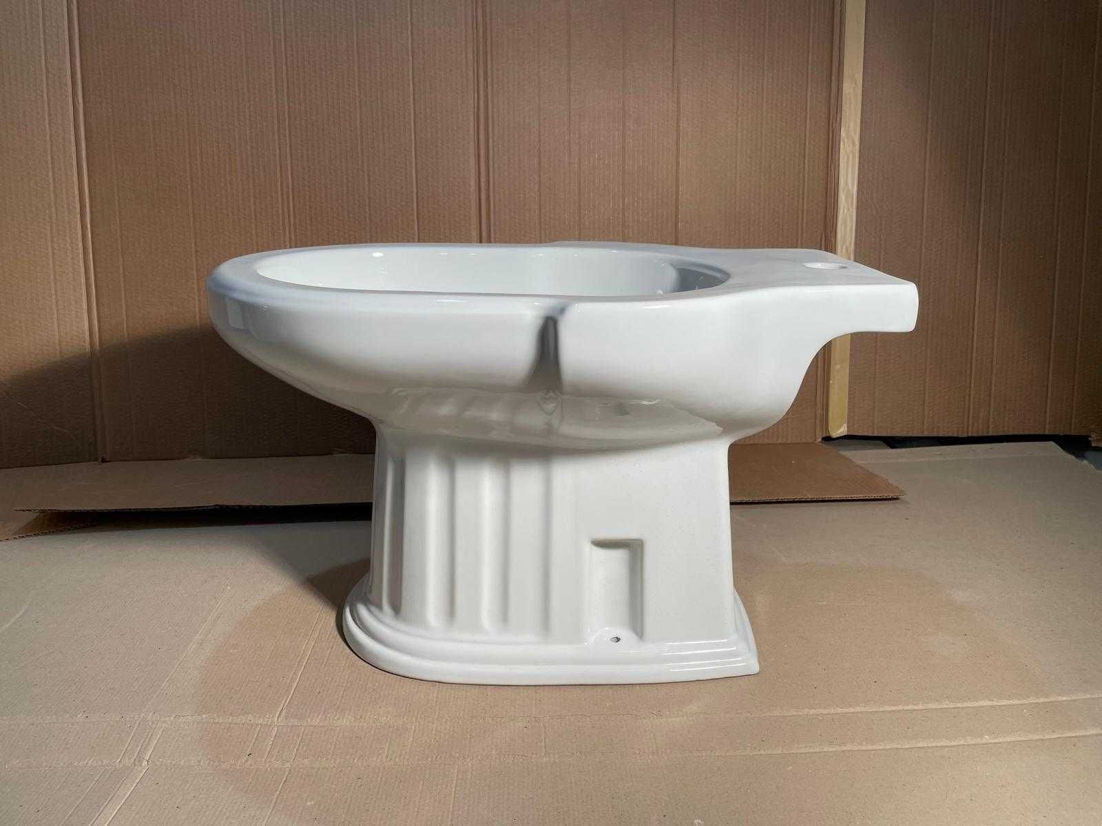 Set obiecte sanitare, lavoar + picior, wc, bideu, model RETRO, folosit