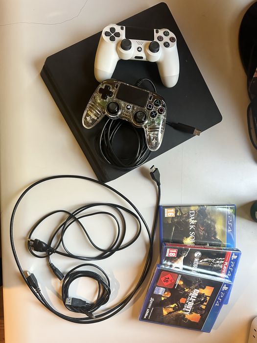 Playstation 4 pro, 1 TB