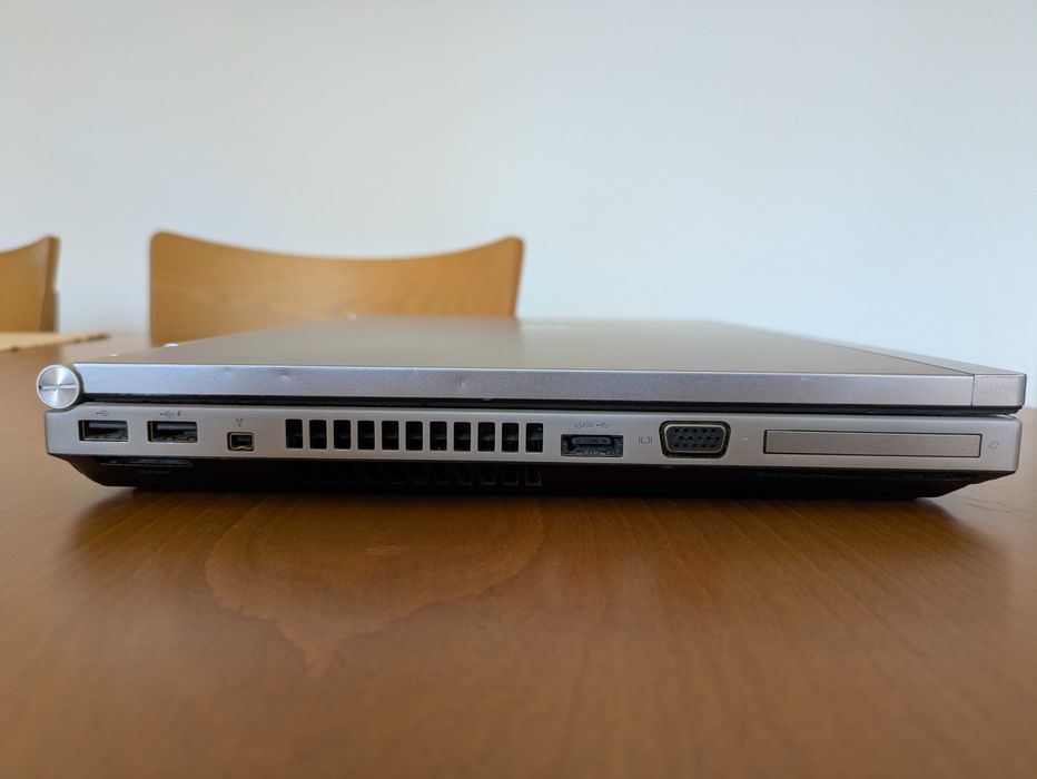 HP EliteBook 8560p – i7-2670QM, 240GB Samsung EVO SSD, 8GB RAM