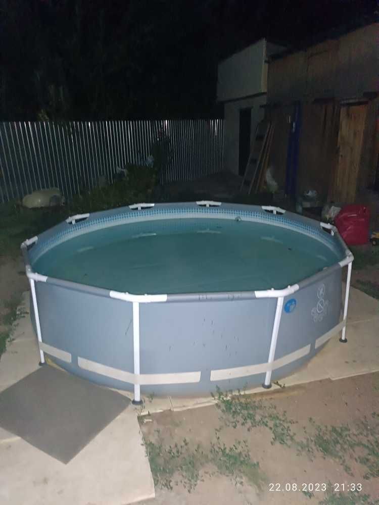 Продам каркасный бассейн