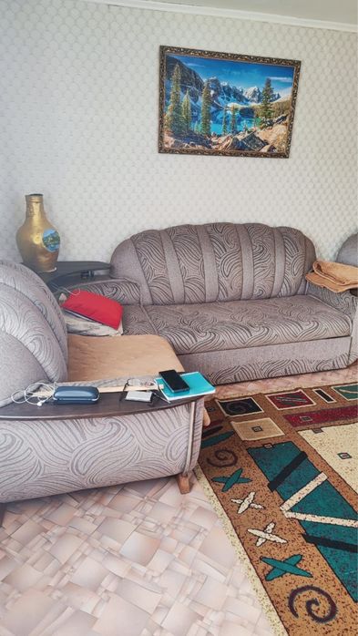 Диван и два кресла