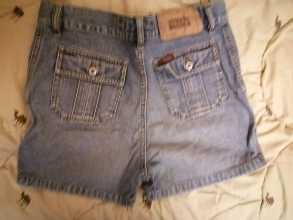 Продам женскую одежду