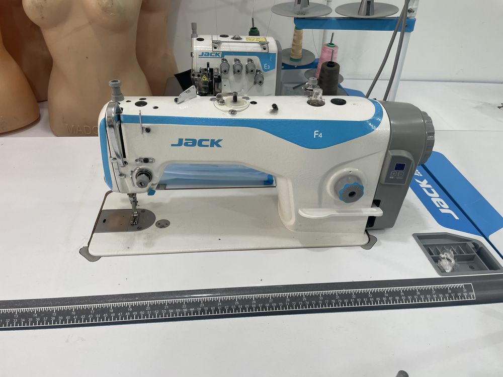 Jack F4 230 dolrdan 250 dolrgacha yaxshi xolatda