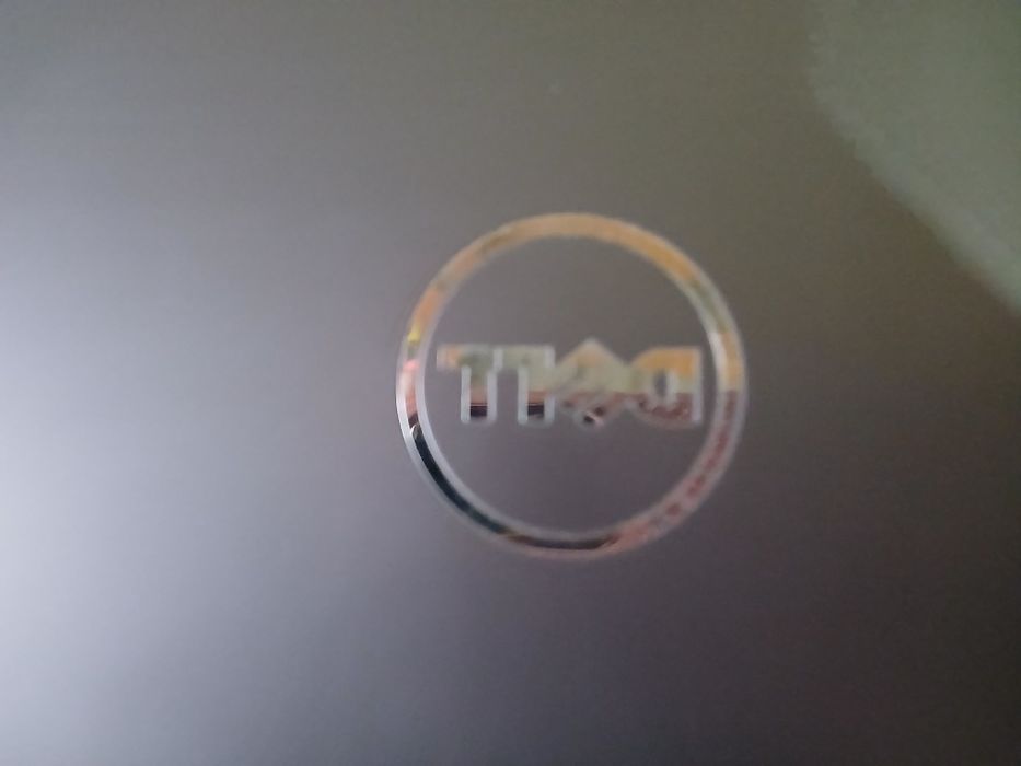 Laptop HP și Dell