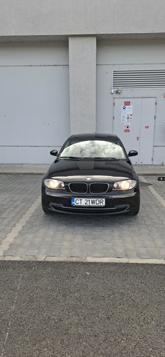Vand BMW seria1  2008 automat