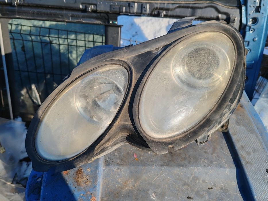 Far stânga smart forfour