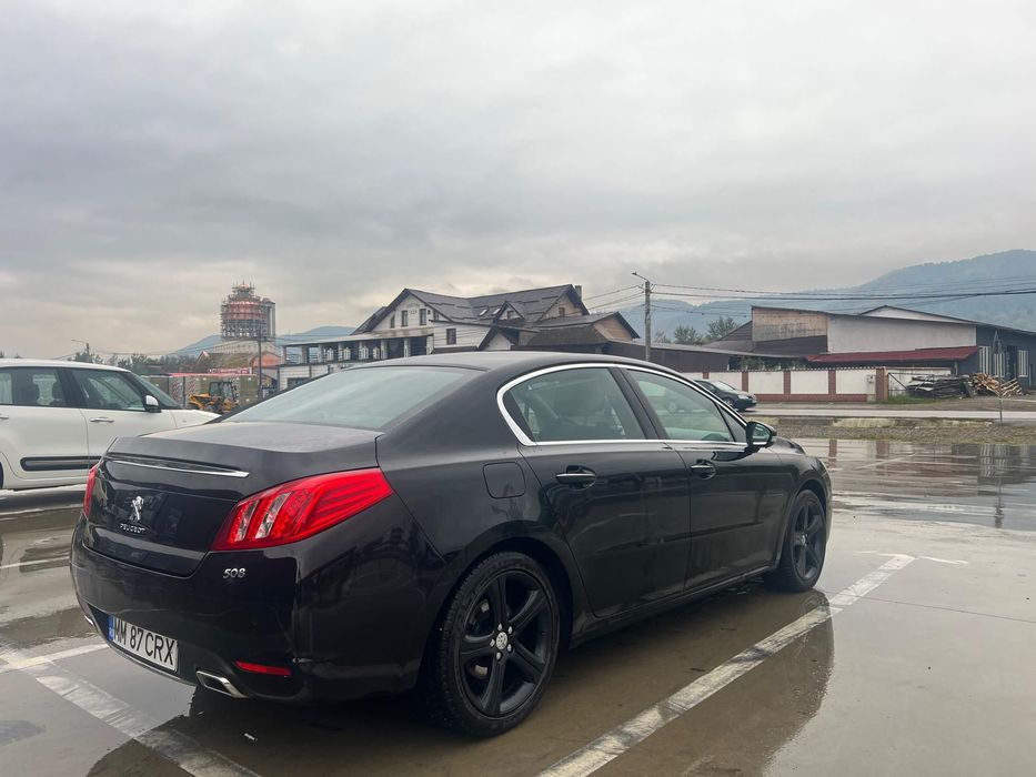 Peugeot 508 GT, 204 CP, automata