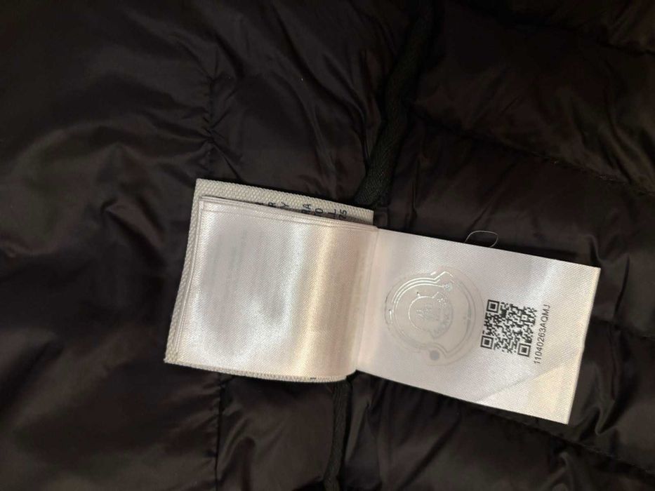 Дамско яке на Moncler