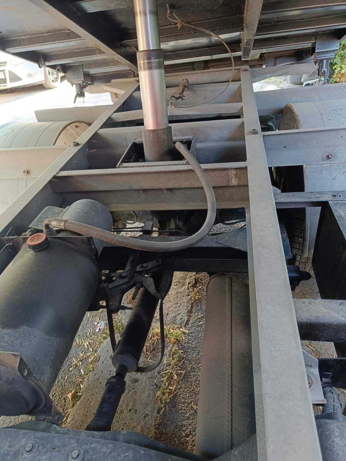 Nissan Capstar 2.5 TD