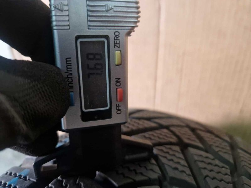 4 Firestone R14C 175/65
зимни бусови гуми 
DOT3517