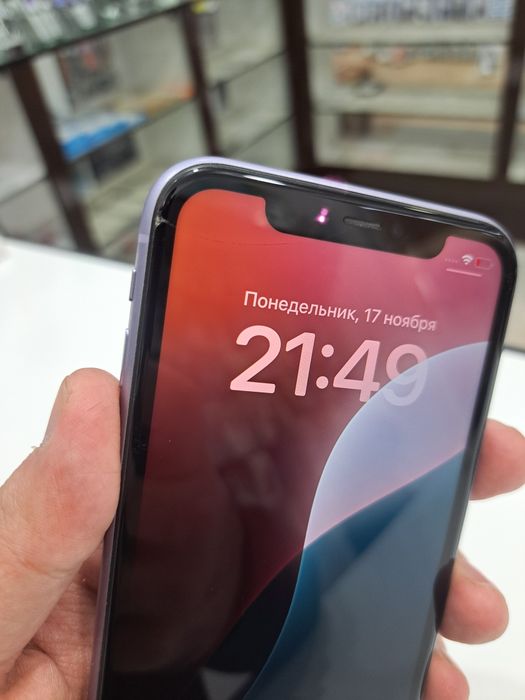 Iphone 11 sotiladi