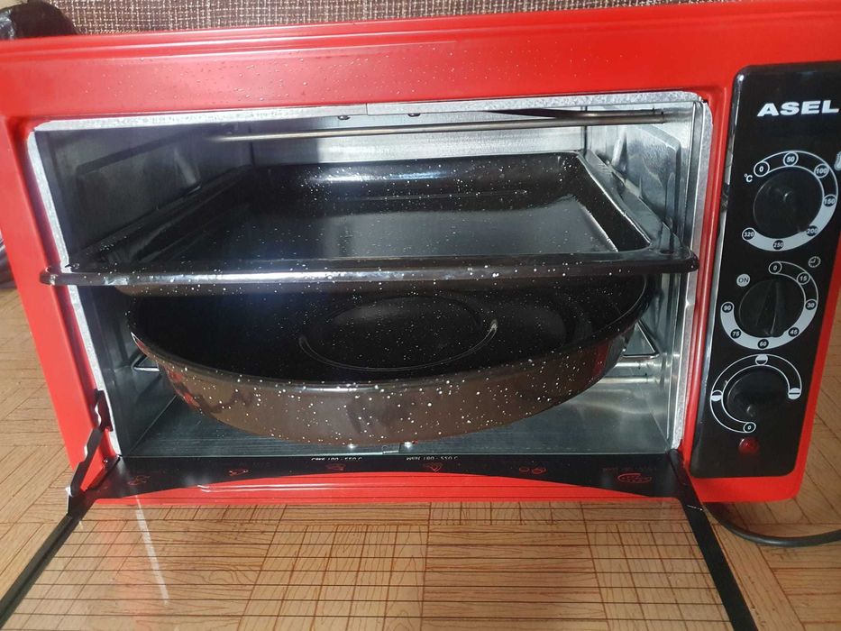 Cuptor electric nou, nefolosit