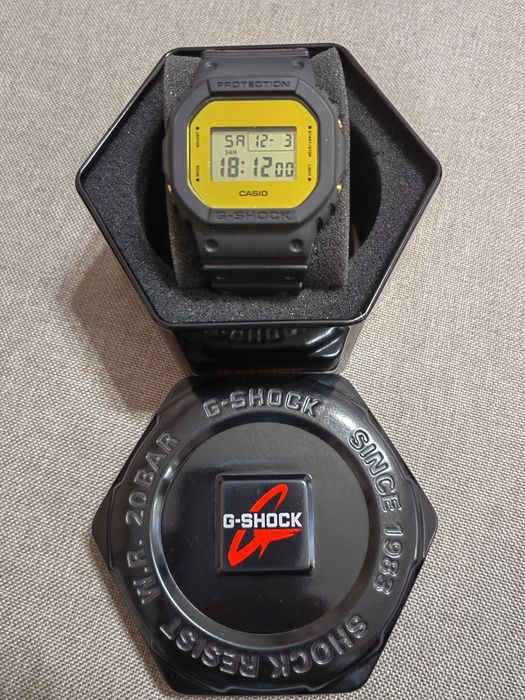 Casio g-shock модел: DW 5600