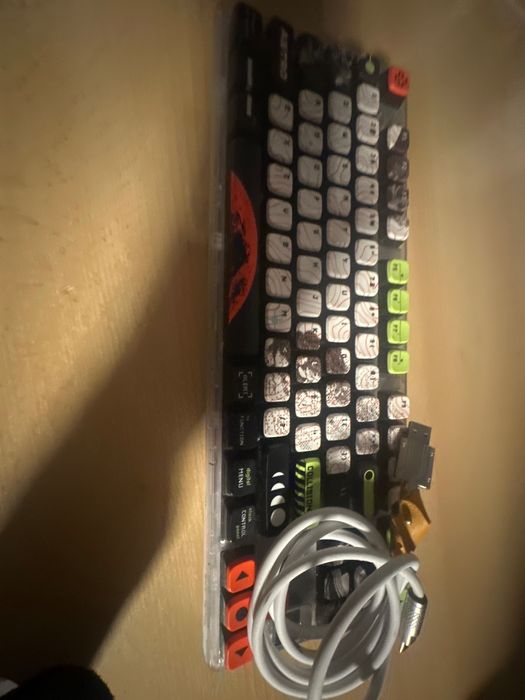 Qwerty QK80 Keyboard
