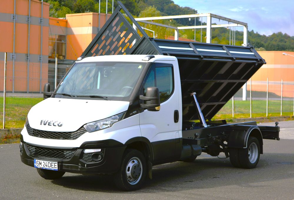 Iveco Daily 2016 basculabil pe 3 parti