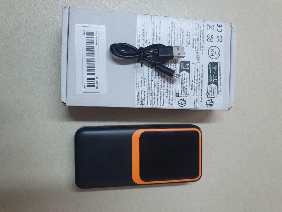 Vând baterie externă  acumulator 20000 mAh