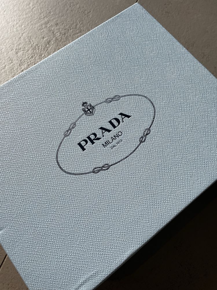 Prada мокасини матова кожа