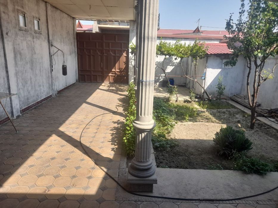 2 сотихли коттедж сотилади!!!