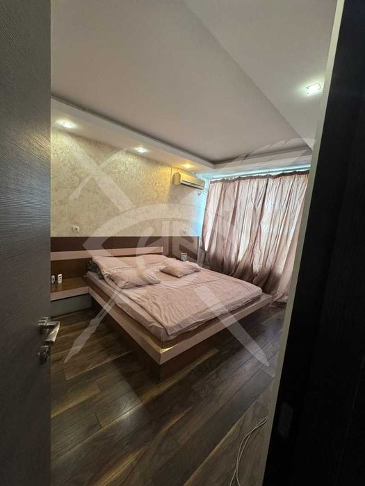 Продава се Тристаен апартамент в София, Манастирски ливади - 118 кв.м за 2800 €/кв.м - Снимка #8