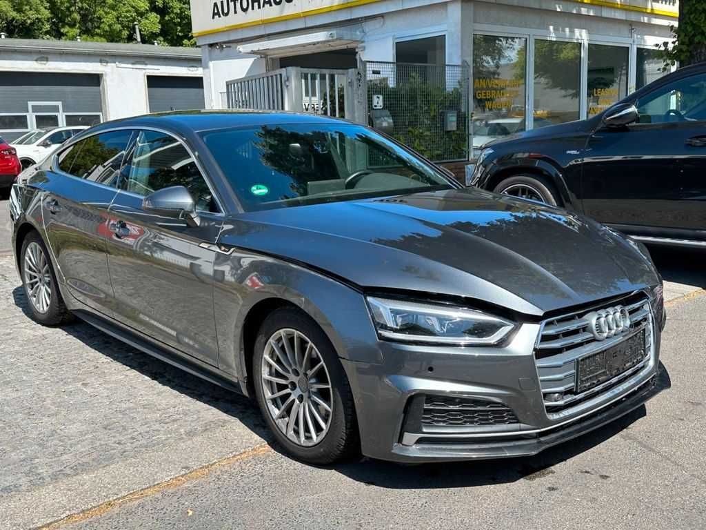 dezmembrez audi a5 sportback b9 8w culoare LX7R